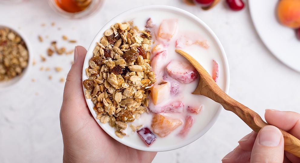 Fruit and granola bowl